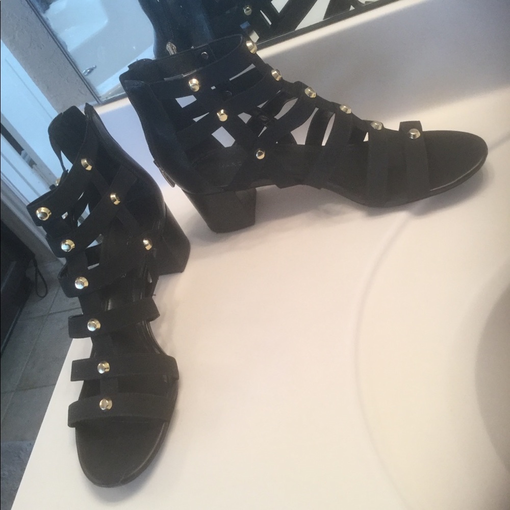 Black sandals
